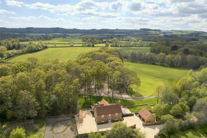 6 Bedroom Detached House To Rent In North End, Newbury, Berkshire, RG20