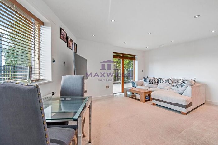 1 Bedroom Flat To Rent In Pearmaine House, Apple Grove, Harrow, HA2