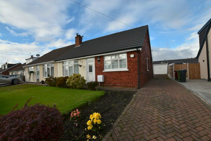 3 Bedroom Semi-Detached House To Rent In Baron Walk, Little Lever, Bolton, BL3