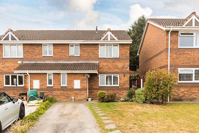 3 Bedroom Semi-Detached House For Sale In Lon Dderwen, Deeside, CH5