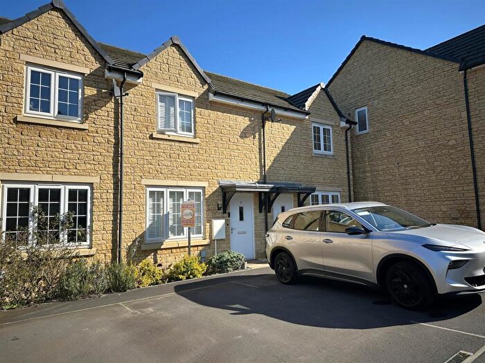 2 Bedroom Terraced House For Sale In Wheatfield Avenue, Chippenham, SN14