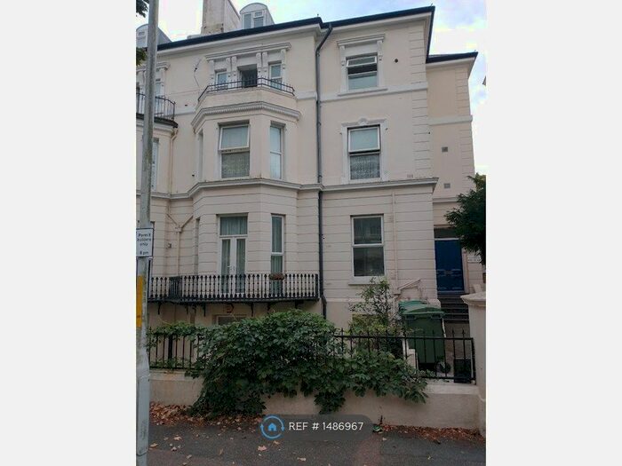 2 Bedroom Flat To Rent In Clifton Mansions, Folkestone, CT20
