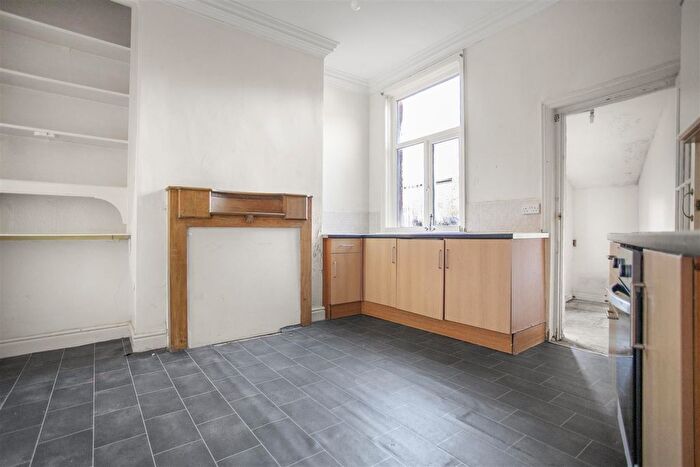 2 Bedroom Property For Sale In Colenso Road, Ashton-On-Ribble, Preston, PR2