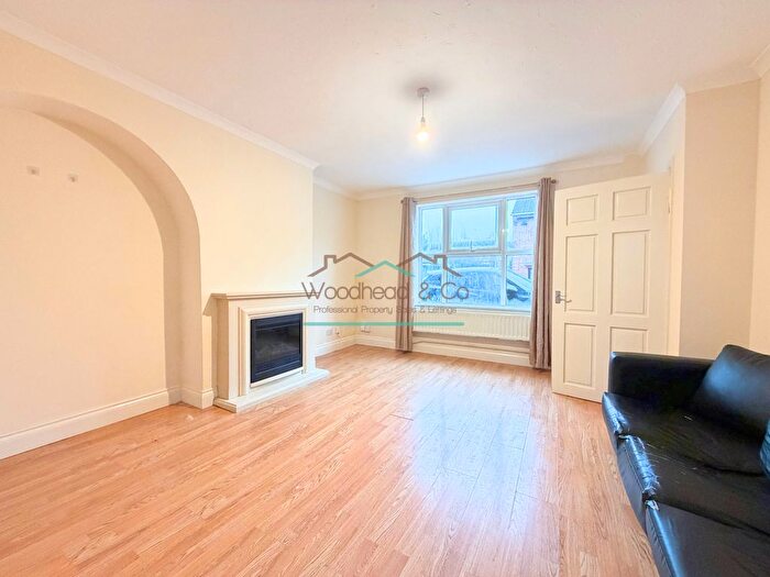 Terraced House To Rent In Robinson Road, Rushden, Northamptonshire, NN10