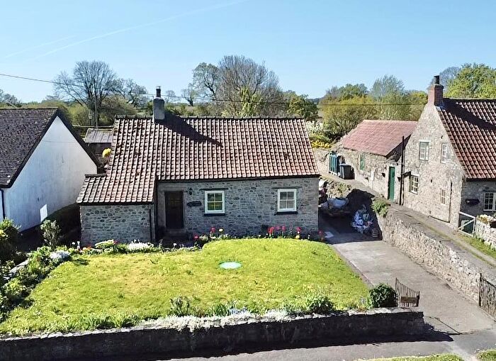 2 Bedroom Detached House For Sale In Snape, Bedale, DL8