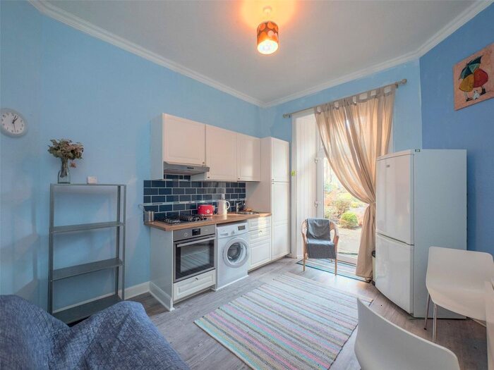 1 Bedroom Flat To Rent In Horne Terrace, Edinburgh, EH11
