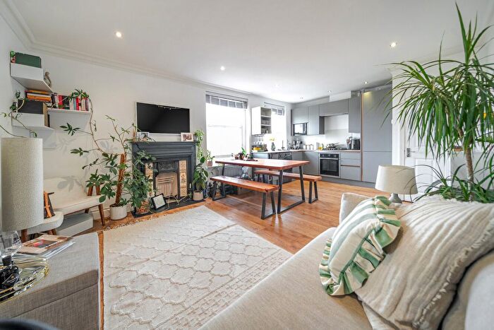1 Bedroom Flat For Sale In Mount Nod Road, Streatham, London, SW16