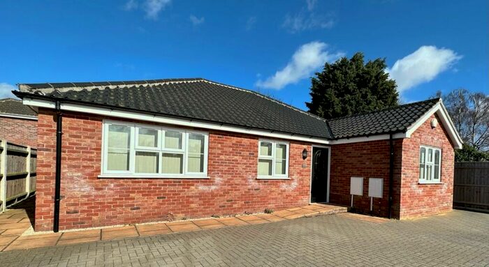 3 Bedroom Detached House To Rent In Walmer Road, Lowestoft, NR33