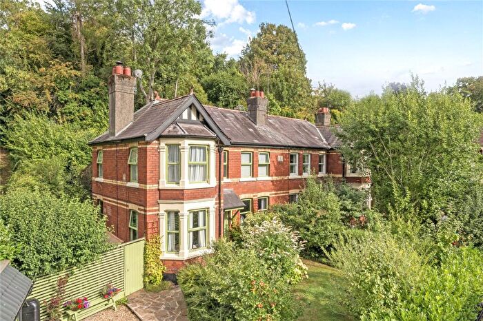 3 Bedroom Semi-Detached House For Sale In Redbrook Road, Monmouth, Monmouthshire, NP25