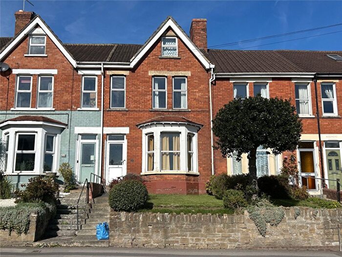 3 Bedroom Terraced House For Sale In Lyde Road, Yeovil, Somerset, BA21