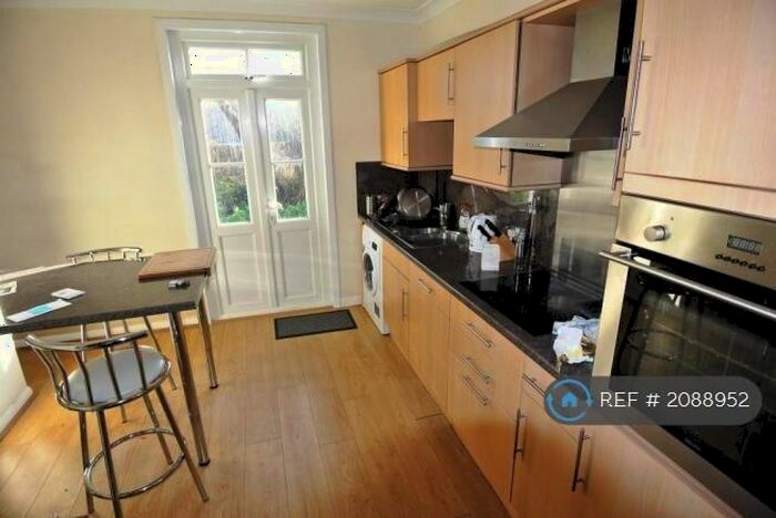 1 Bedroom Flat To Rent In Marsala Road, London, SE13