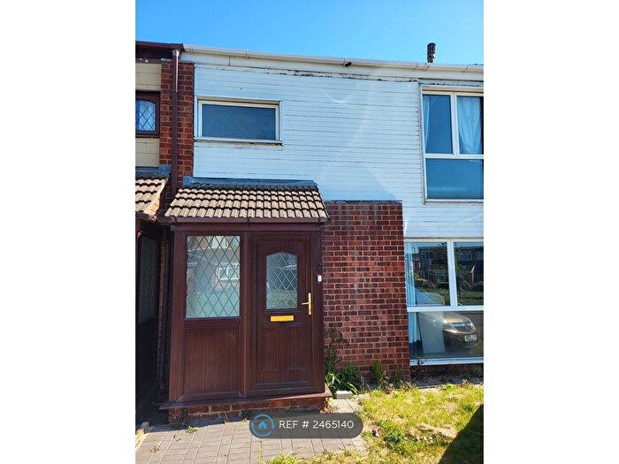 3 Bedroom End Of Terrace House To Rent In Boswell Drive, Coventry, CV2