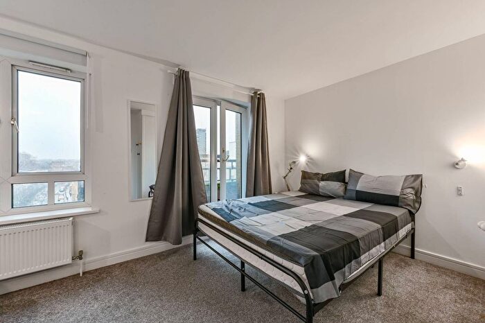 1 Bedroom Flat For Sale In Admiral Walk, Royal Oak, London, W9