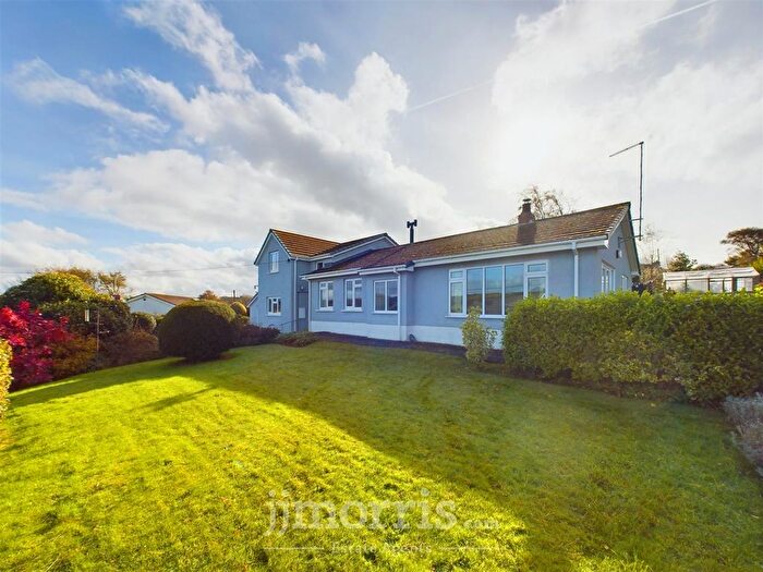 4 Bedroom Detached House For Sale In Moylegrove, Cardigan, SA43