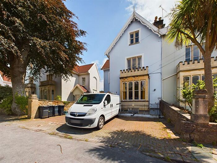 1 Bedroom Flat To Rent In Wellington Park, Clifton, Bristol, BS8