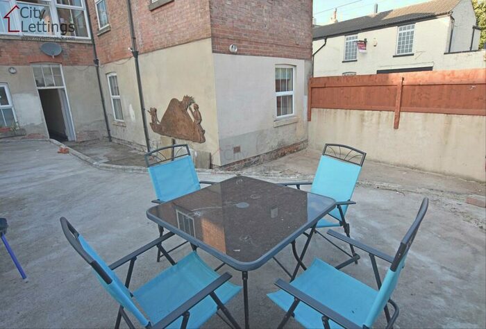 2 Bedroom Flat To Rent In Arboretum Nottingham, NG7