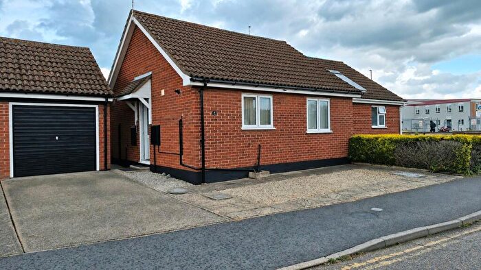 1 Bedroom Bungalow To Rent In Pursehouse Way, IP22
