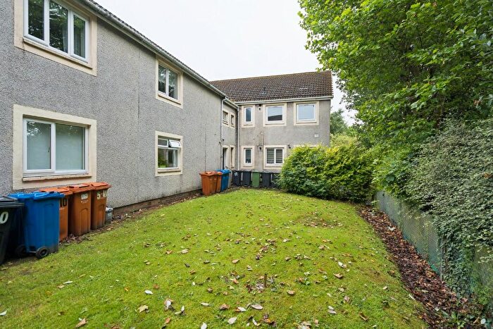 2 Bedroom Flat To Rent In Park Court, Bishopbriggs, Glasgow, G64