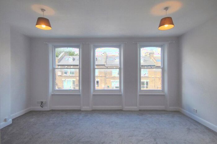 1 Bedroom Flat To Rent In Fortess Road (), Tufnell Park, NW5