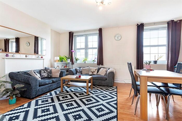 4 Bedroom Duplex To Rent In Tompion House, Percival Street, London, EC1V