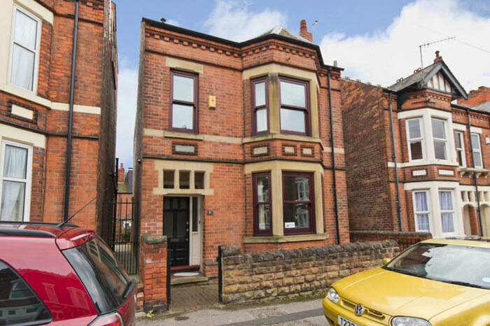 7 Bedroom Semi-Detached House To Rent In Dunlop Avenue, Lenton, Nottingham, NG7