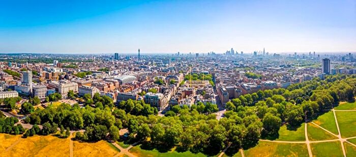 2 Bedroom Flat For Sale In Three Kings Yard, Mayfair, W1K