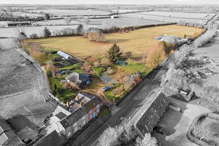 3 Bedroom Semi-Detached House For Sale In Stockwell Lane, Little Meadle, HP17