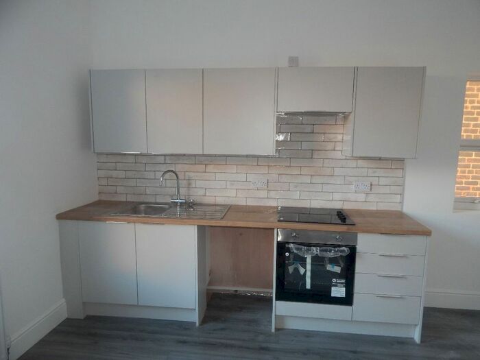 2 Bedroom Terraced House To Rent In Halifax Road, Batley, WF17