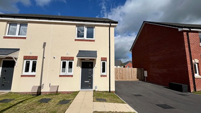 2 Bedroom Semi-Detached House For Sale In Holt Meadow, EX38