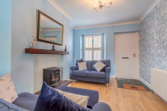 2 Bedroom Terraced House To Rent In Beckside, Beverley, East Yorkshire, HU17