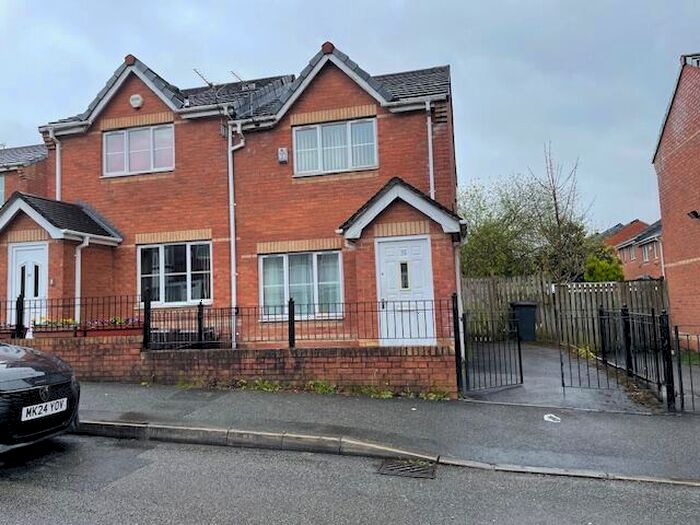 2 Bedroom Semi-Detached House To Rent In Hacking Street, Salford, Greater Manchester, M7