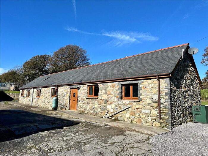 4 Bedroom Bungalow To Rent In Clynderwen, Pembrokeshire, SA66