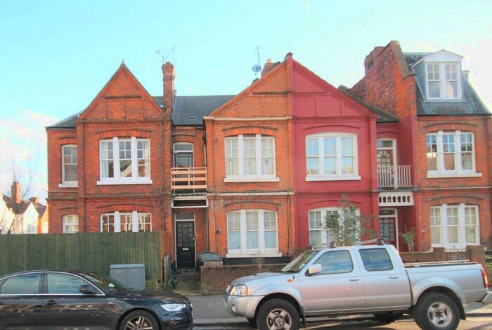 1 Bedroom Flat To Rent In Rathcoole Gardens, Crouch End, N8