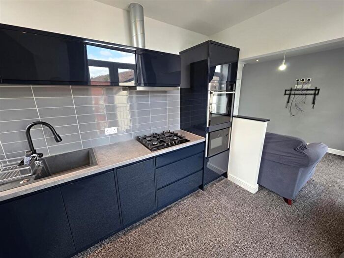 1 Bedroom Apartment To Rent In Leigh Road, Westhoughton, Bolton, BL5