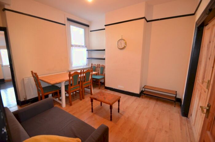 3 Bedroom Terraced House To Rent In Quentin Street, Heath, Cardiff, CF14