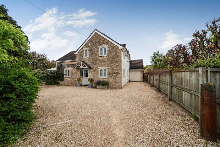 4 Bedroom Detached House For Sale In High Street, Sutton Benger, Chippenham, SN15