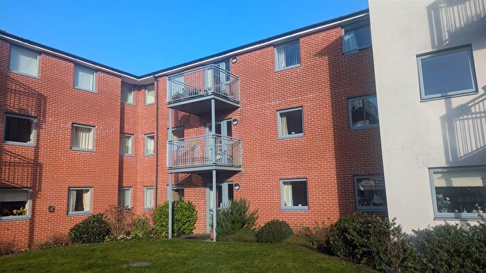 1 Bedroom Flat For Sale In Lady Susan Court, New Road, Basingstoke, RG21