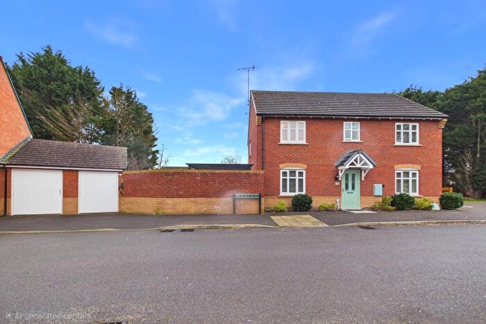 4 Bedroom Detached House For Sale In Blake Road, Hermitage, Thatcham, Berkshire, RG18