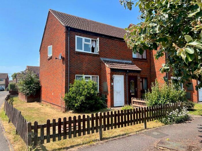 2 Bedroom Terraced House To Rent In Duncan Street, Calne, SN11