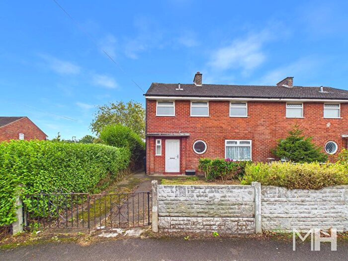 3 Bedroom Semi-Detached House For Sale In Ryefield Avenue, Penwortham, Preston, PR1