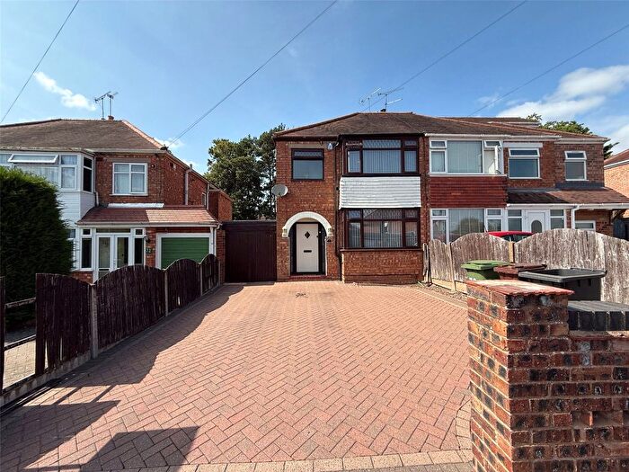 3 Bedroom Semi-Detached House To Rent In Crossland Crescent, Claregate, Wolverhampton, West Midlands, WV6