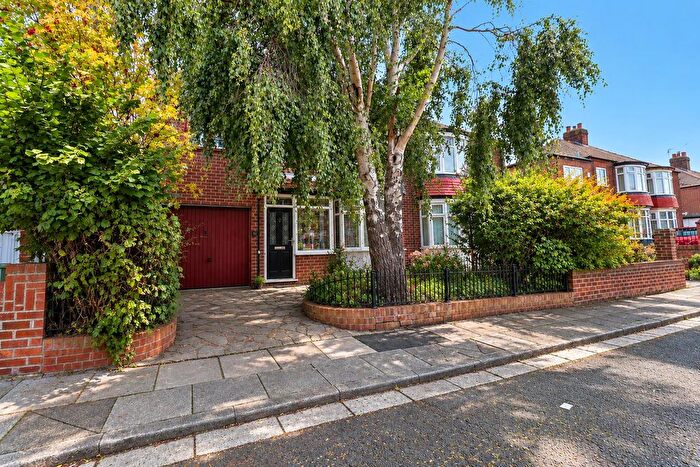 4 Bedroom Semi-detached House For Sale In Preston Road, Hartburn, Stockton-On-Tees, TS18