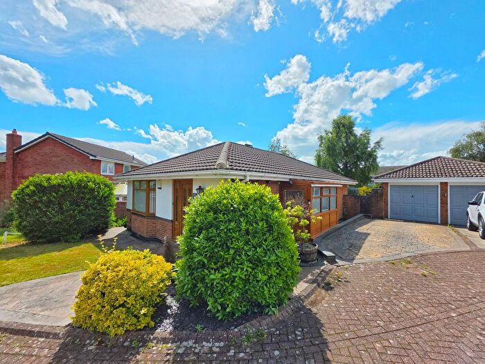 3 Bedroom Bungalow For Sale In Oaks Wood Drive, Darton, Barnsley, S75