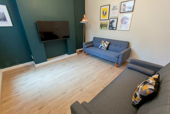 4 Bedroom Terraced House To Rent In Cotswold Street, L7