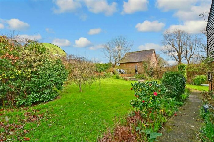 3 Bedroom Semi-Detached House For Sale In Rolvenden Road, Tenterden, Kent, TN30
