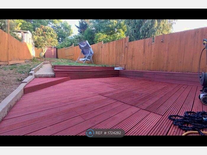 2 Bedroom Semi-Detached House To Rent In Frimley Close, Croydon, CR0