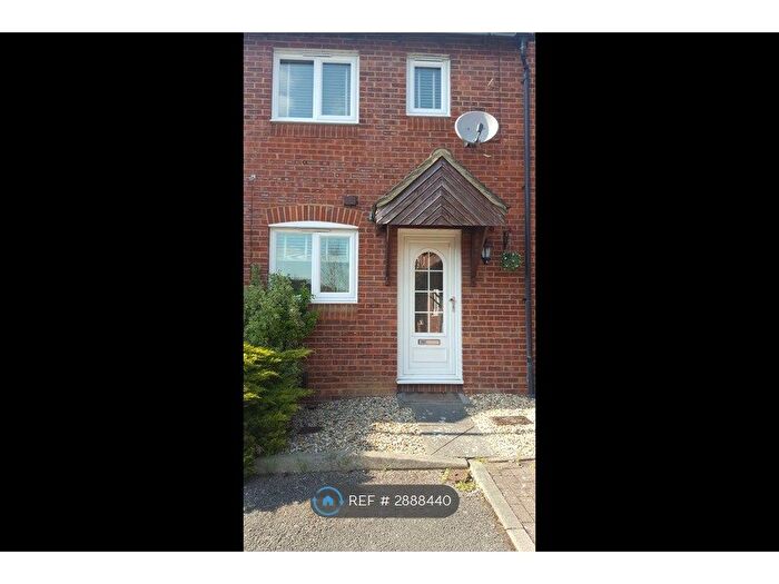2 Bedroom Terraced House To Rent In Chennells Close, Hitchin, SG4