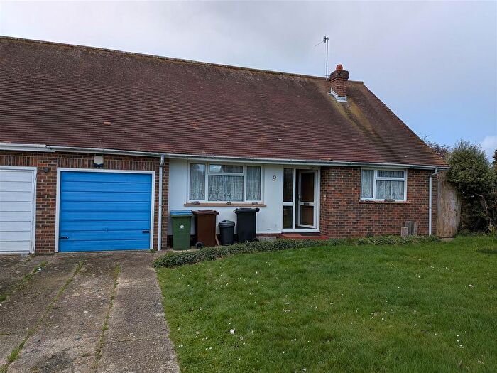 3 Bedroom Semi-Detached Bungalow For Sale In Henty Close, Walberton, BN18