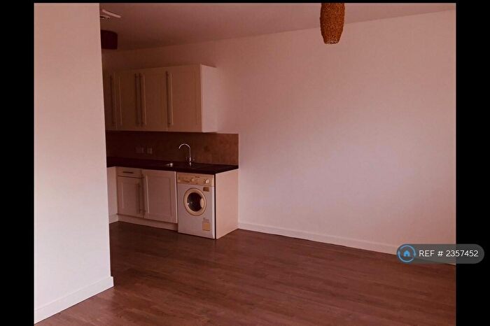 1 Bedroom Flat To Rent In Wessex Road, West End, Southampton, SO18