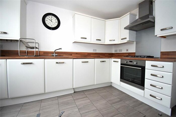 4 Bedroom Detached House To Rent In Robin Way, Didcot, Oxfordshire, OX11